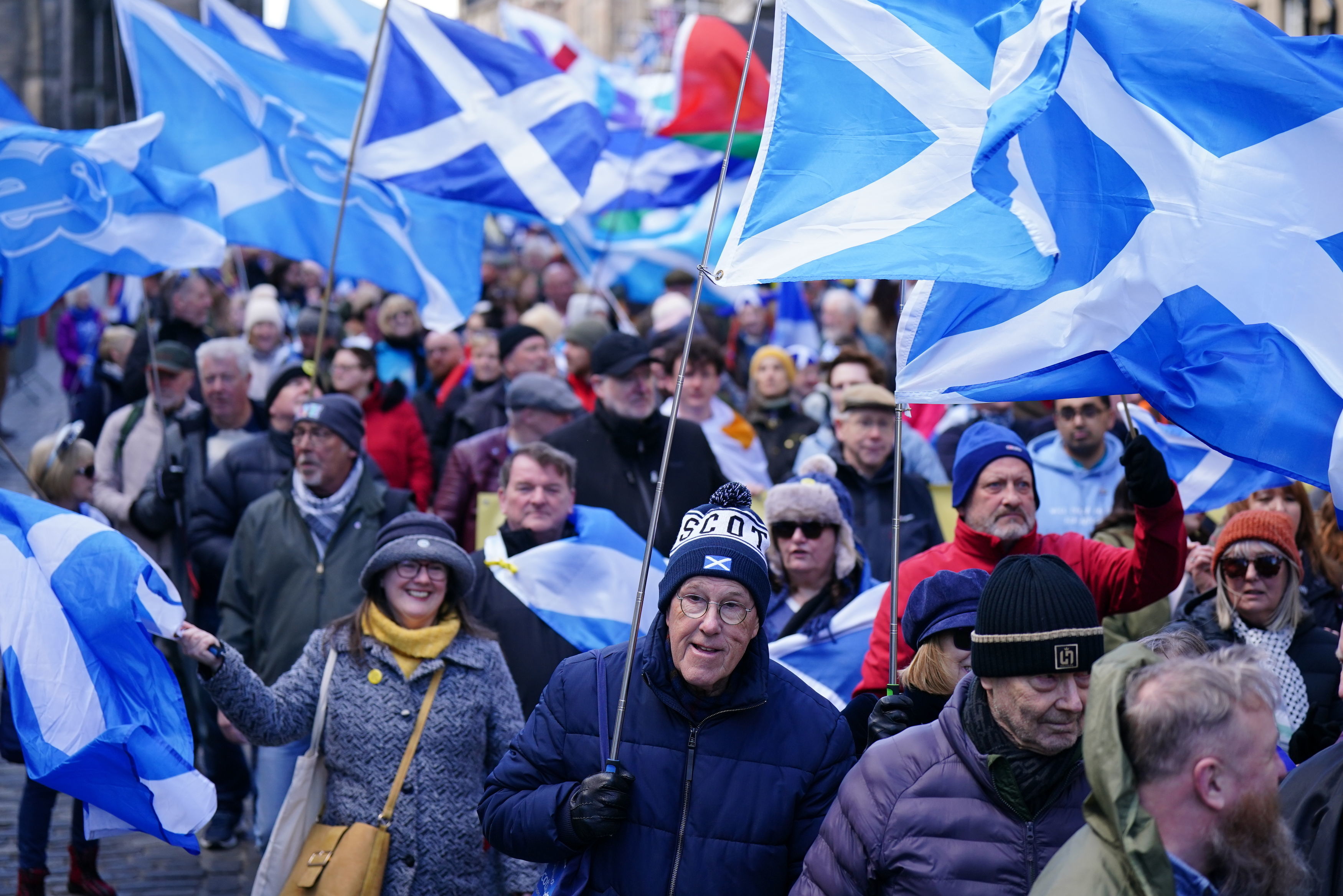 15 pictures from Edinburgh march and rally for independence from Royal ...