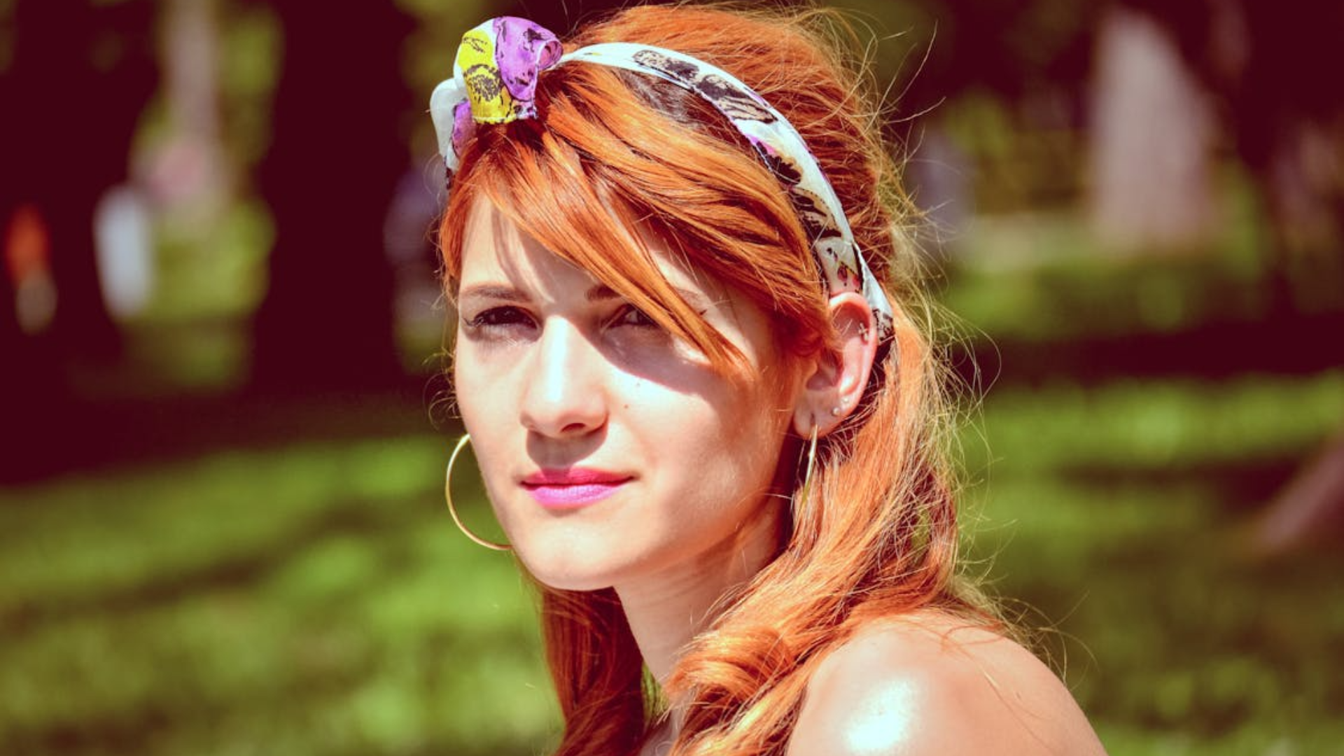 Wready 10 Worst Fashion Choices That Make You Look Older