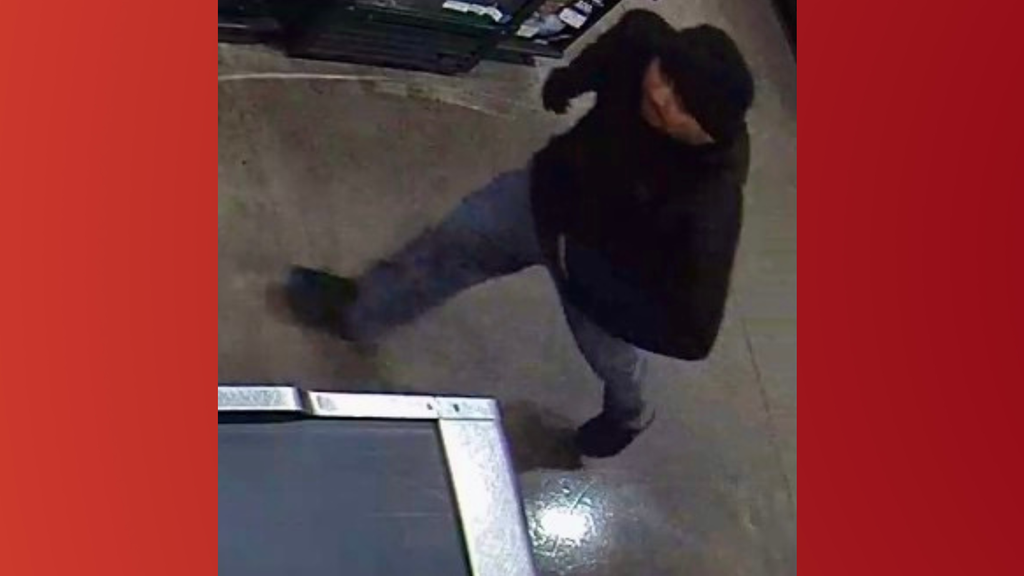 Suspect turns himself in for stabbing, killing man inside Garland ...