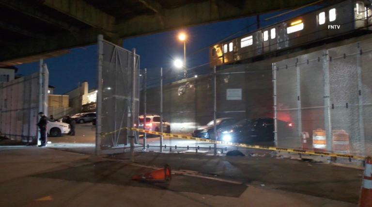 MTA worker beaten and robbed in Bronx station lot, cops say