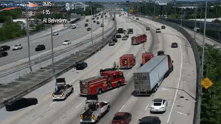 Crash blocks three northbound I-95 lanes at Belvedere Road exit, expect ...