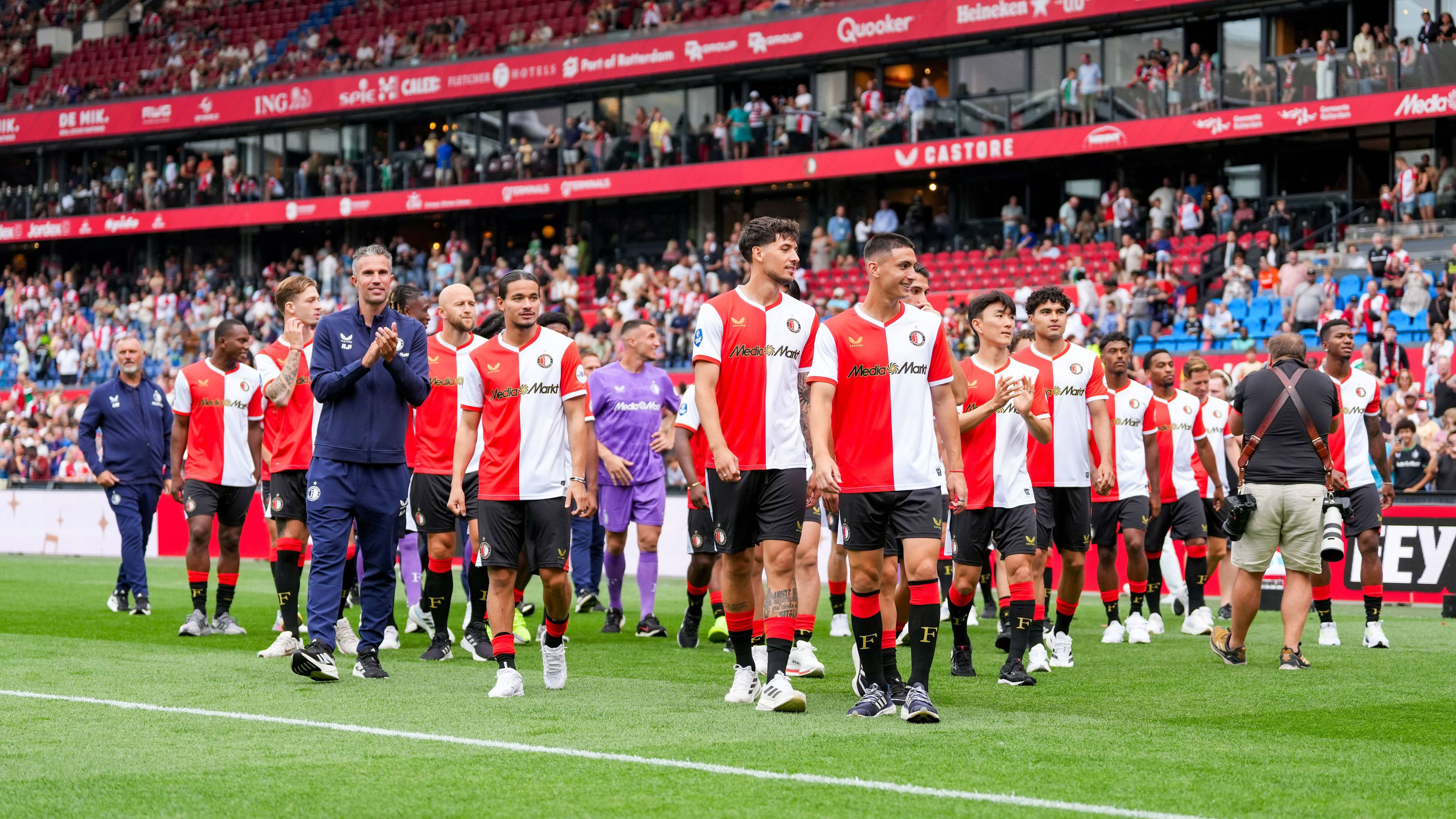 Mokerslag voor Feyenoord in aanloop naar allesbepalend duel met NEC