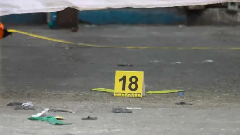 Riña y balacera en Naucalpan deja un muerto