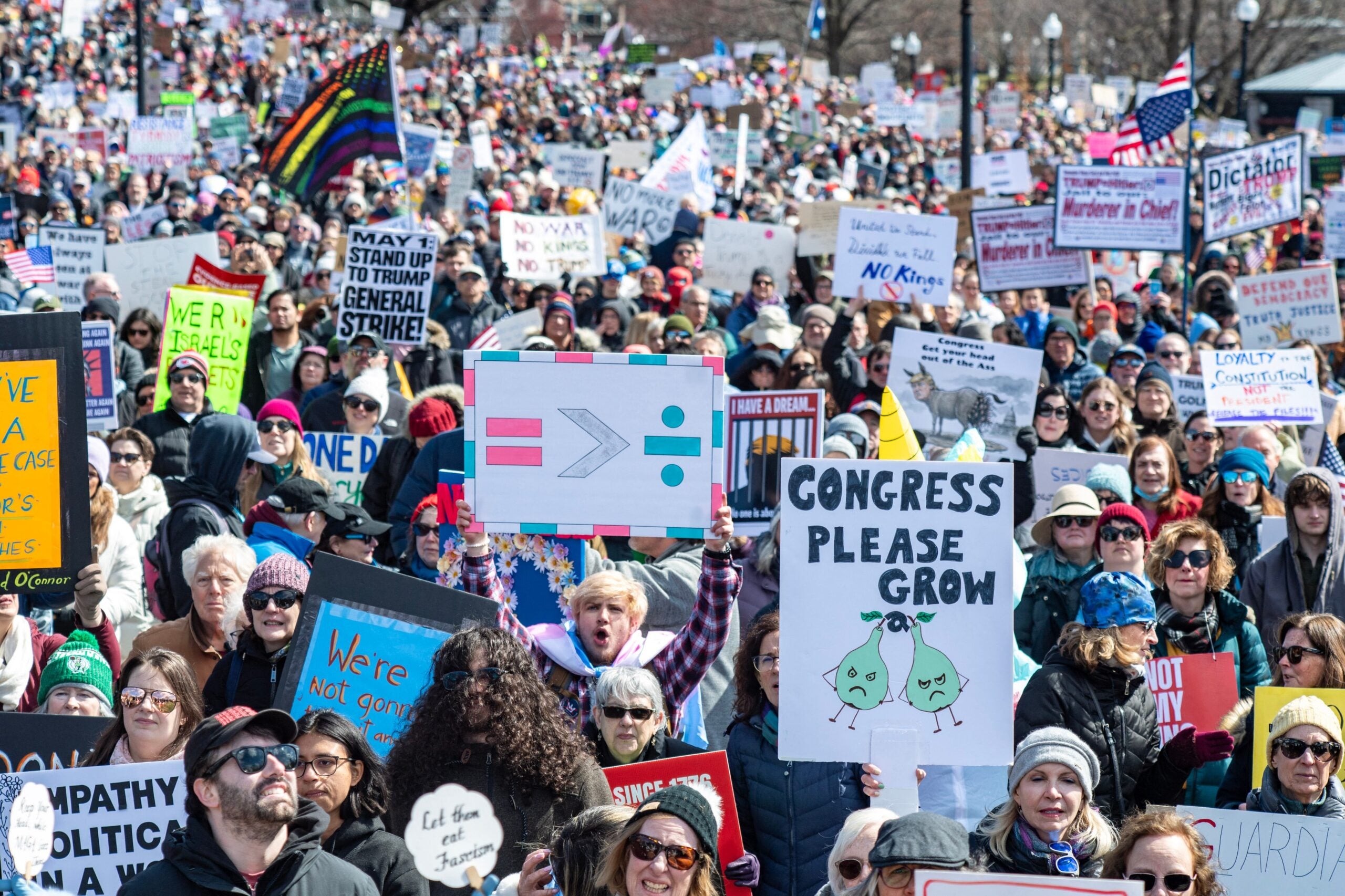 Tens of thousands rally at Boston Common for third 'No Kings' protest