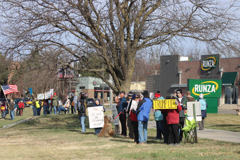 No Kings protests return to Nebraska, draw hundreds and thousands