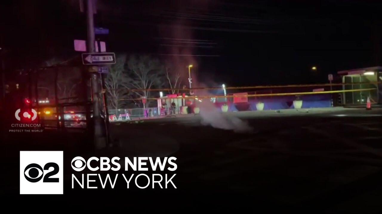 2 police officers injured in Westchester County manhole explosion<br><br>