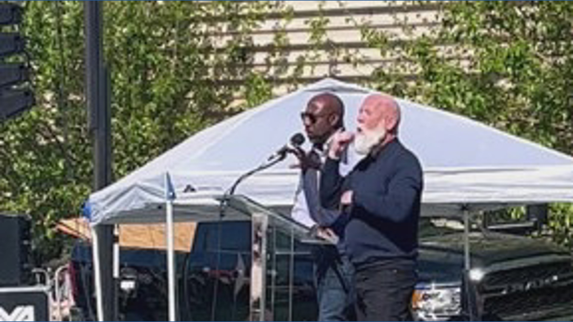 Sen. Raphael Warnock talks ICE reform at 'No Kings' rally