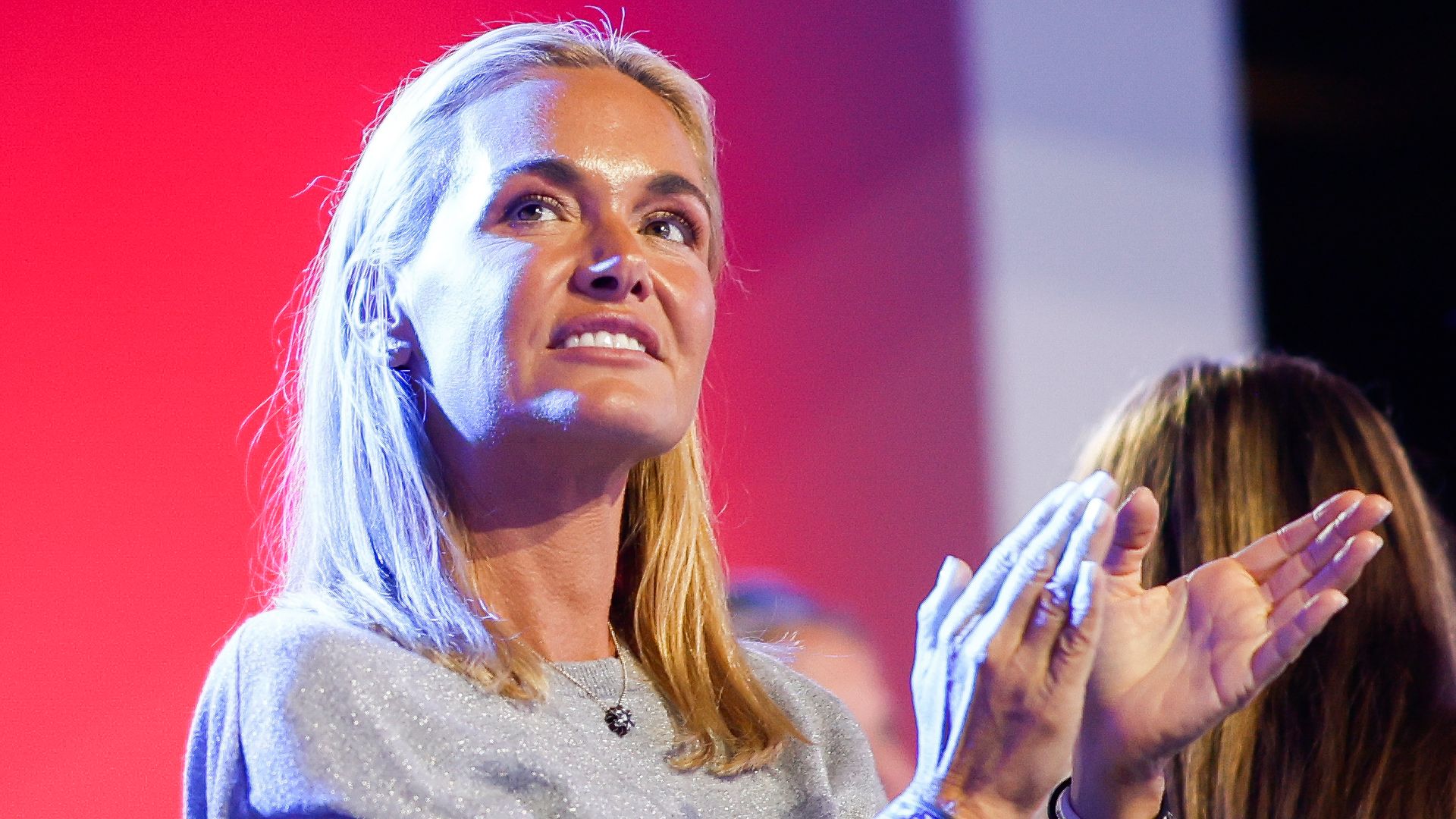 Vanessa Trump breaks silence after Tiger Woods' DUI arrest with ...