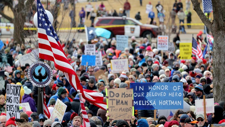 Nem os americanos aguentam mais Trump