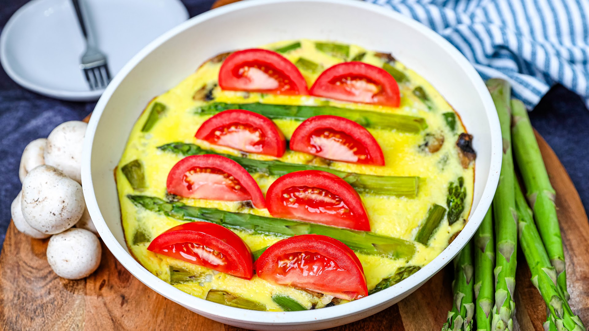 Spring brunch ideas - Get out the bubbly and enjoy this brunch spread