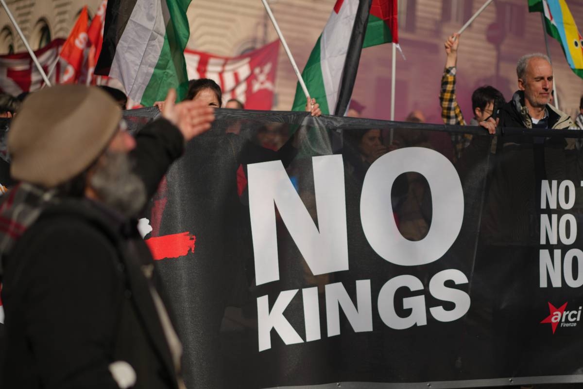‘No Kings’ protests draw large crowds across US, Europe; Springsteen ...