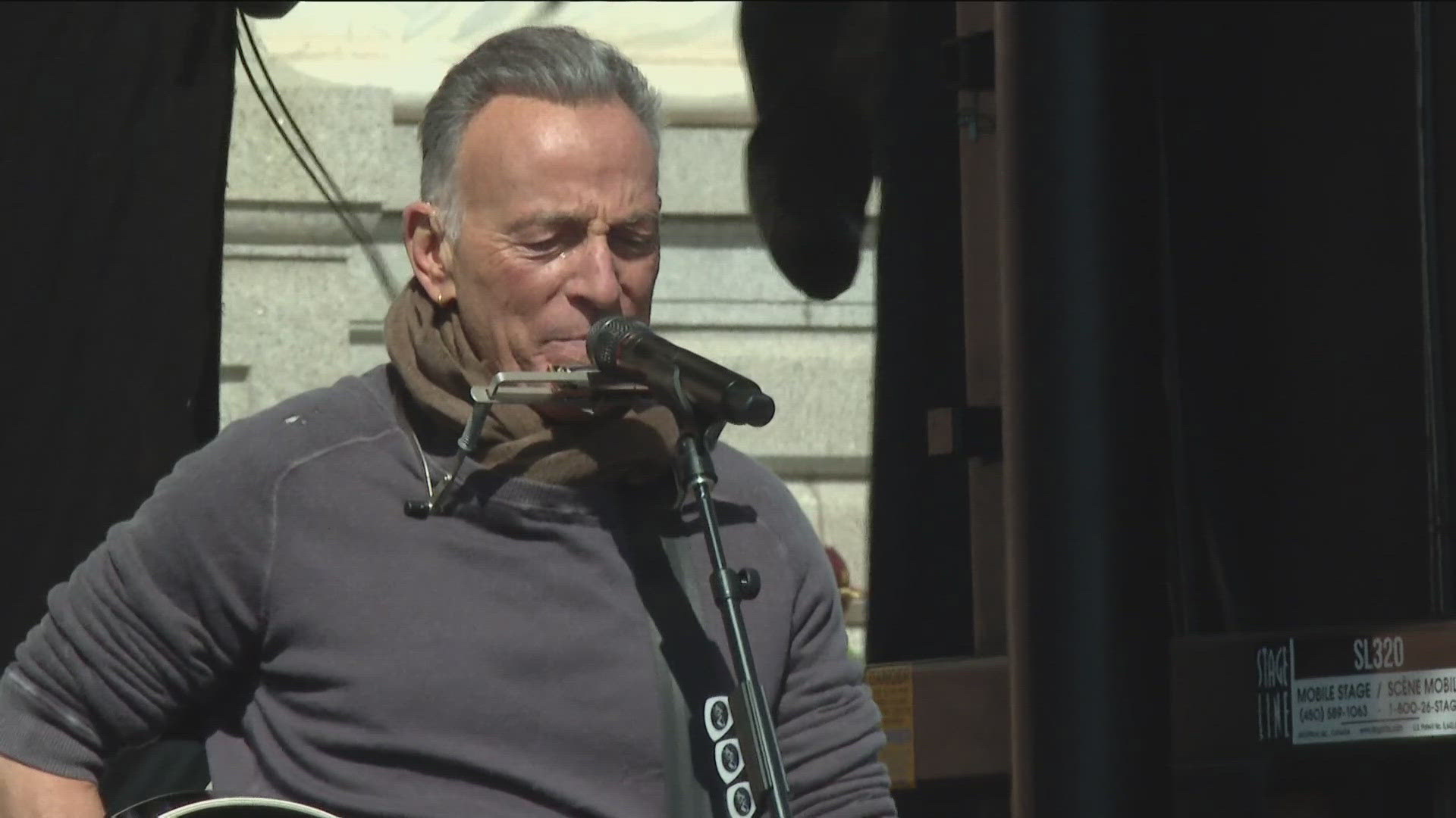 Big names attend 'No Kings' rally in St. Paul