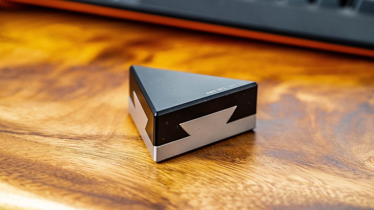 The impossible dovetail triangle puzzle will break your brain
