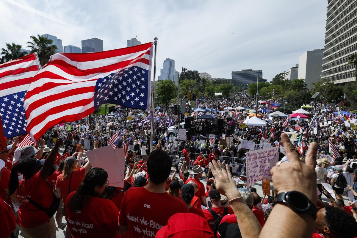 Más de 80 arrestados tras protestas contra Trump en varias ciudades de ...