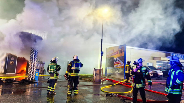 Feuer-Inferno in Disco – 750 Gäste fliehen vor Flammen