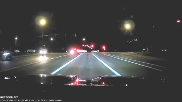 'Drunk pilot' crashes into set of traffic lights in Idaho