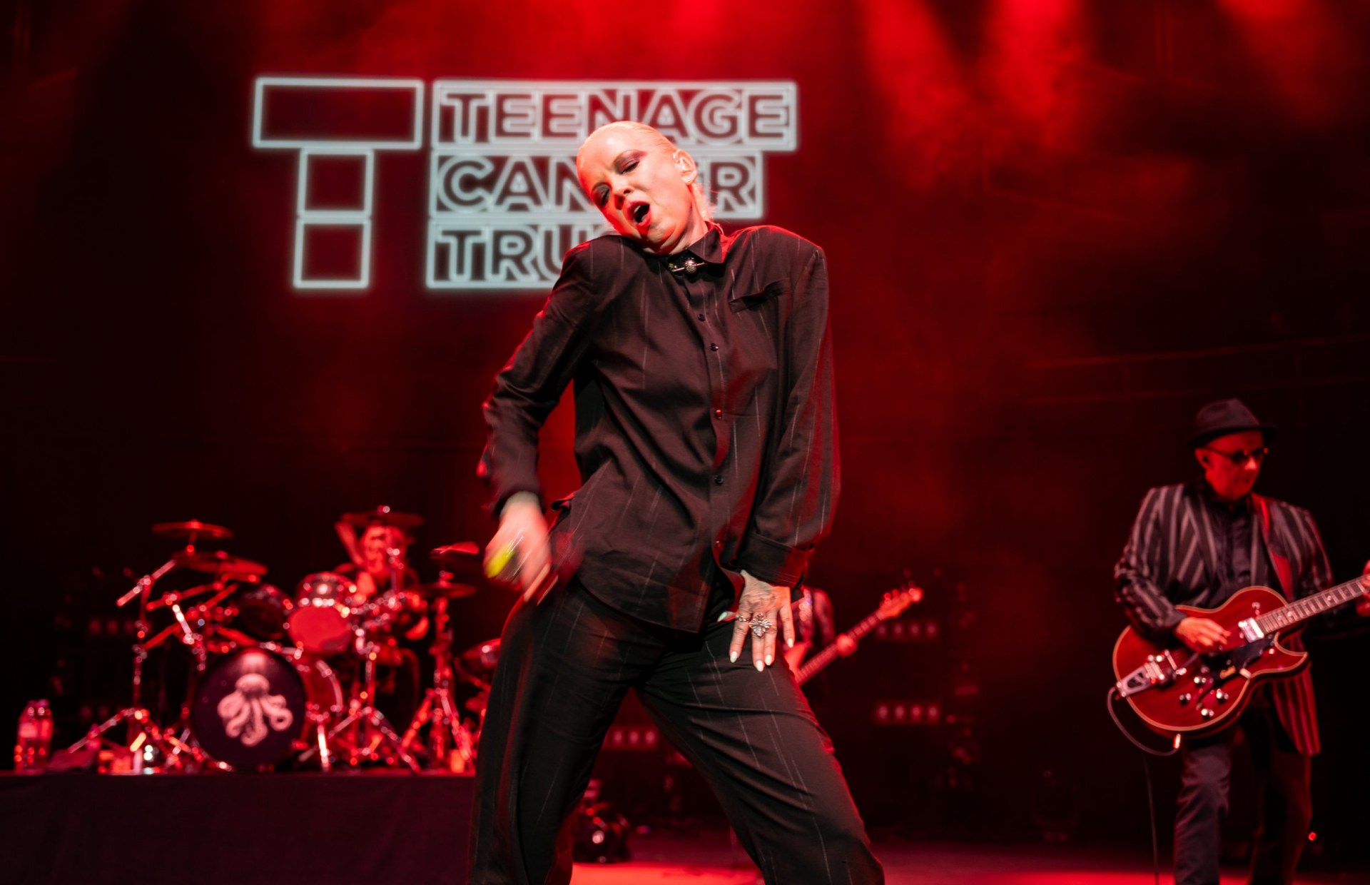 Garbage: Unstoppable at Heartfelt Charity Gig - Hoshinews.com