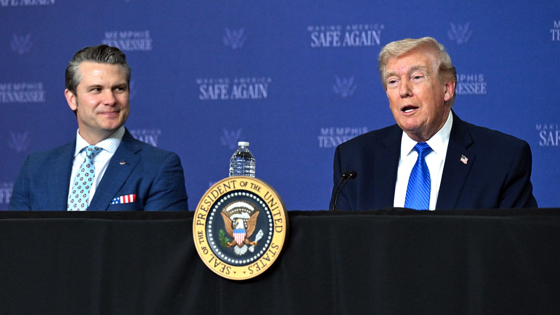Trump’s Bizarre Sleepy Eye Movements Goes Viral