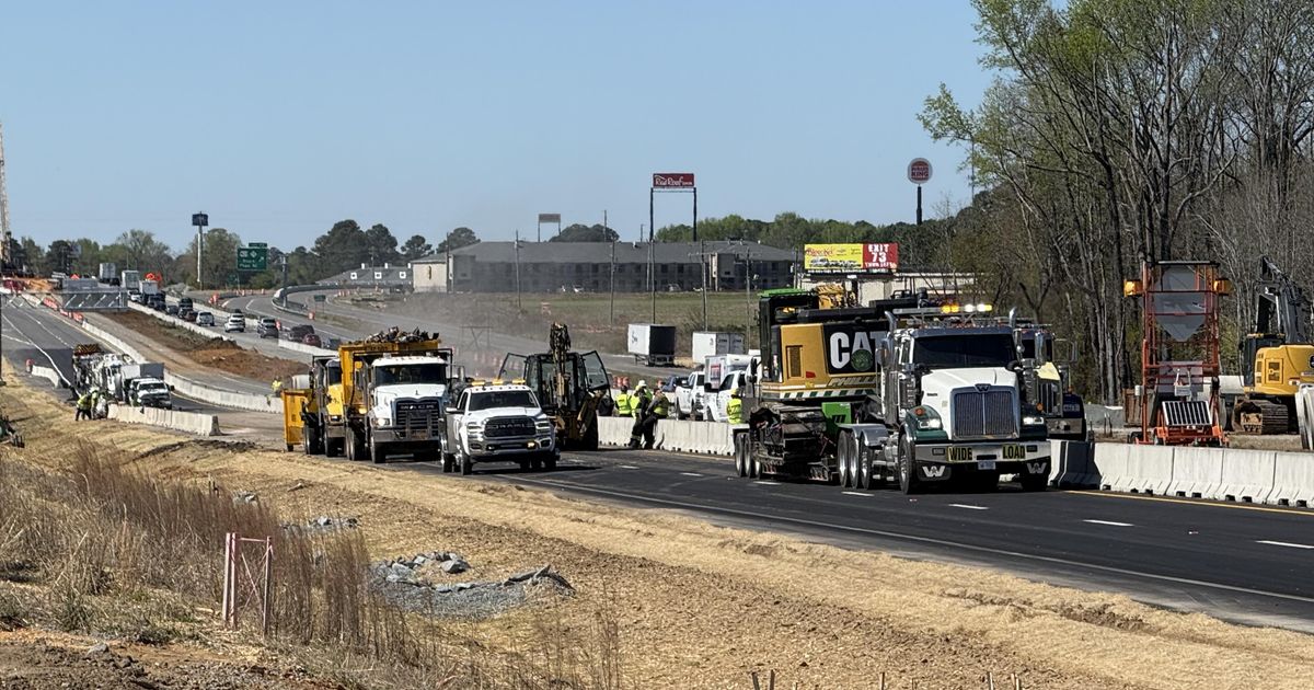 I-95 reopens near Dunn after fiery 18-wheeler crash blocks road for 10+ hours<br><br>