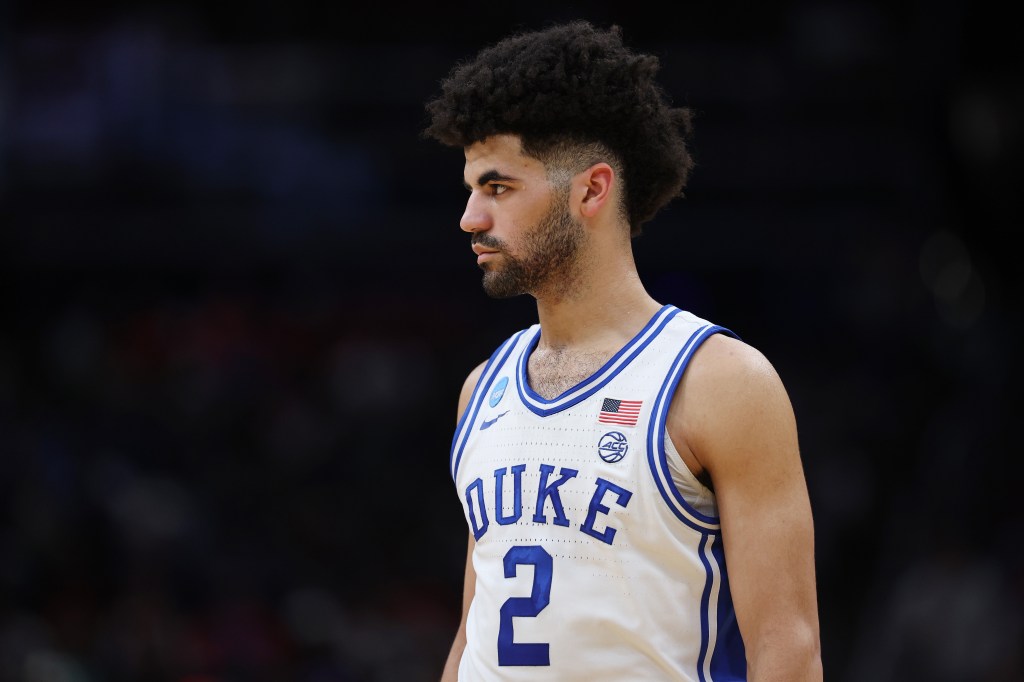 How to watch Duke vs UConn: Live stream NCAA Tournament Elite 8, TV channel