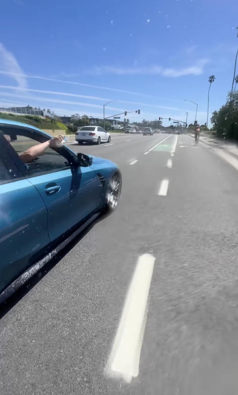 Shocking moment BMW driver gets into vicious road rage fight with pro ...