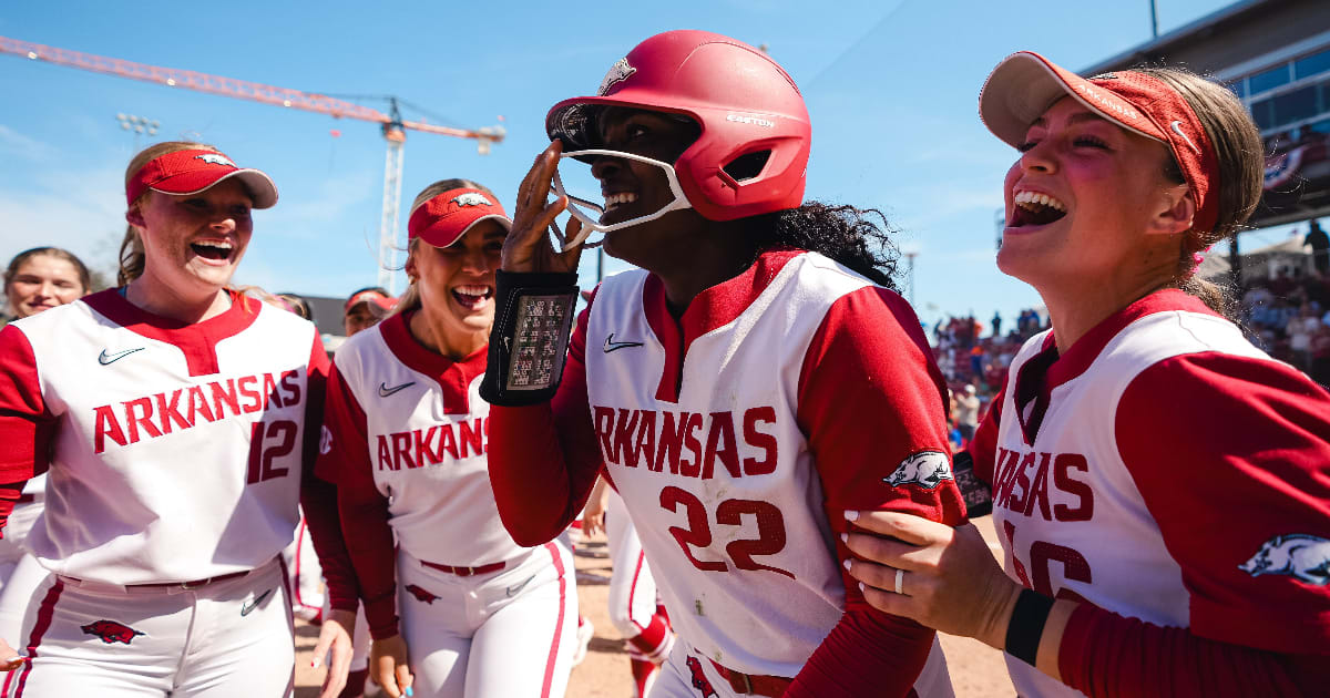 Softball rewind: Kennedy walks off Florida, Razorbacks bag series