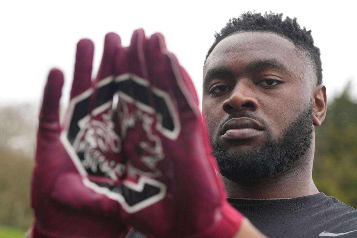 Irish rugby player with no football experience commits to Gamecocks