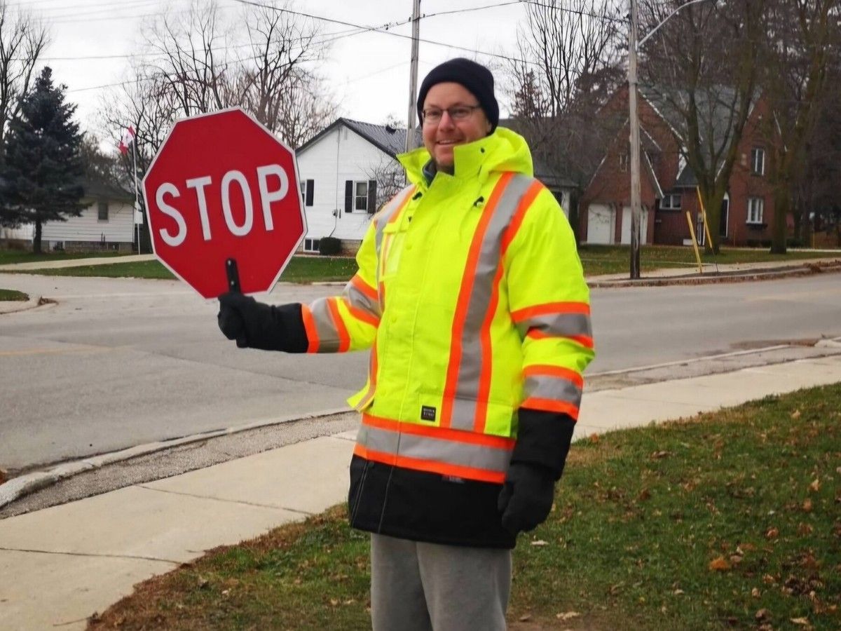 How to protect Ottawa crossing guards? Equip them with body cameras ...