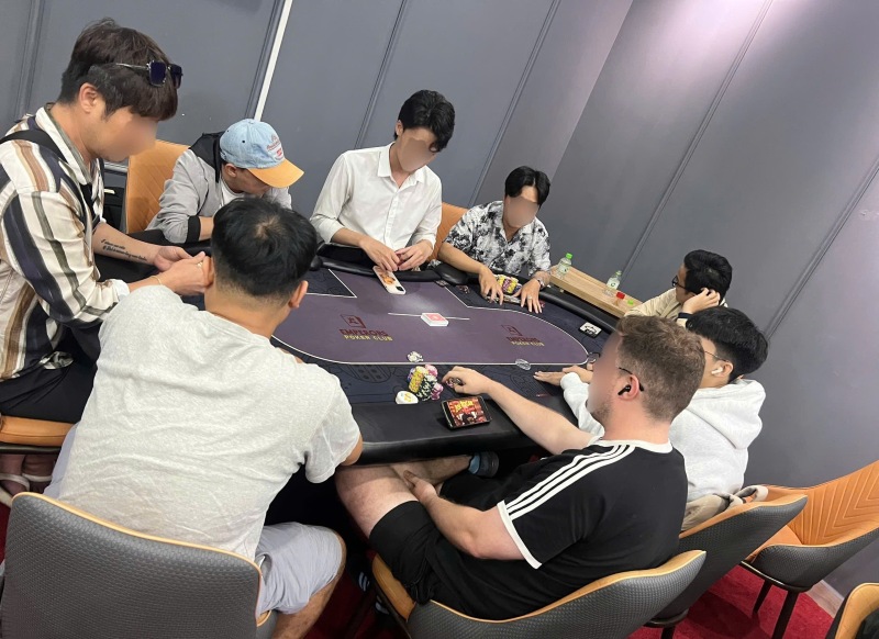 Phát hiện thủ đoạn tổ chức giải poker để sát phạt ăn tiền ở Đà Nẵng