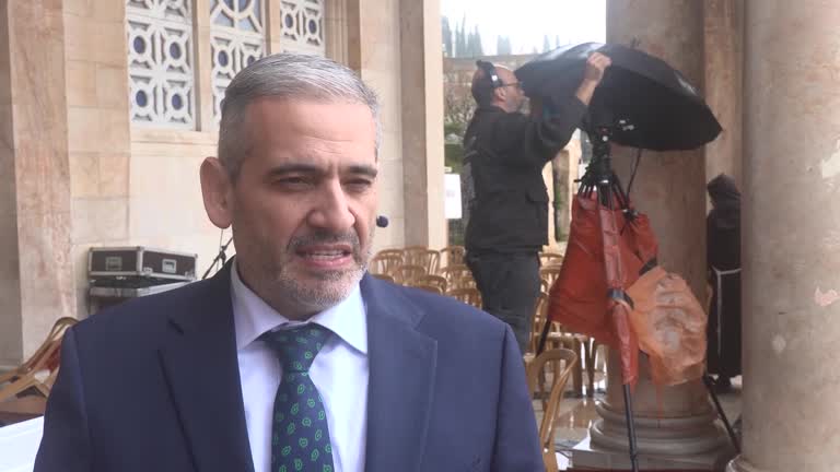 Police block cardinal from Jerusalem