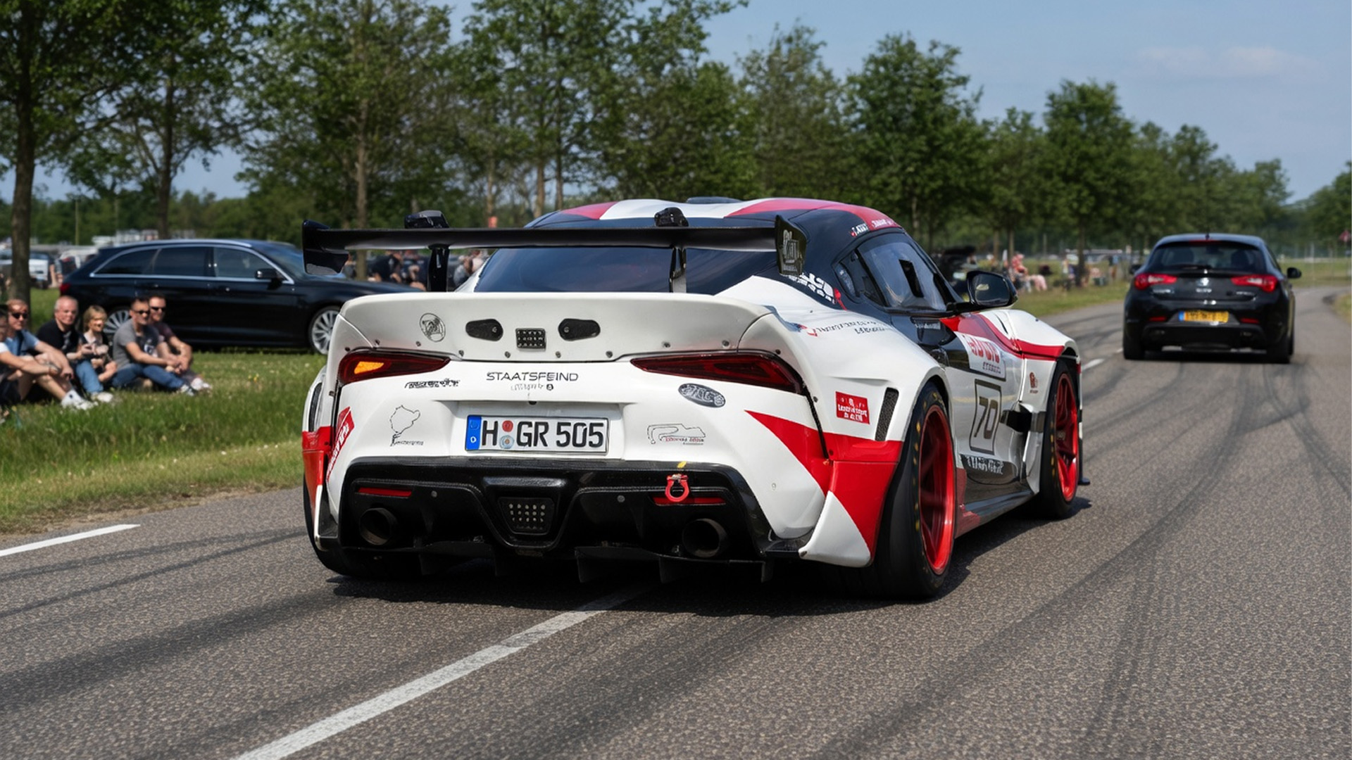 Widebody Toyota Supra acceleration that got too close