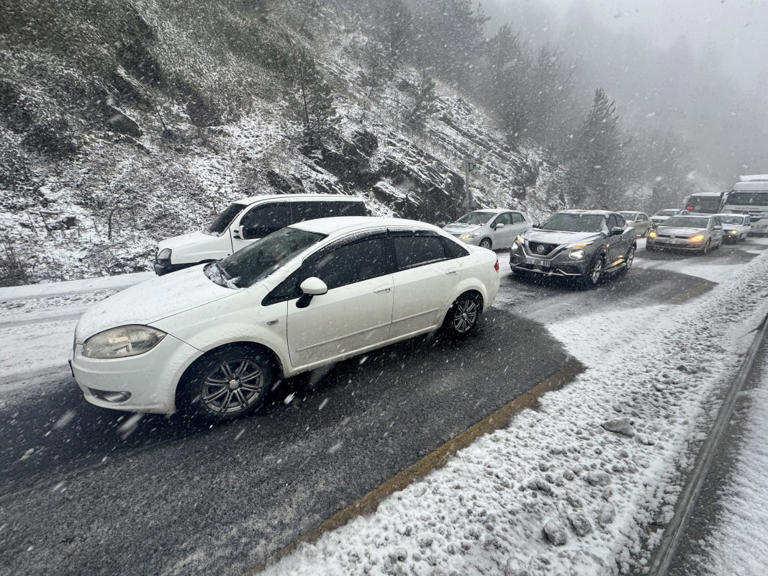 Surprise late-season winter storm could bring up to 33 inches of snow ...