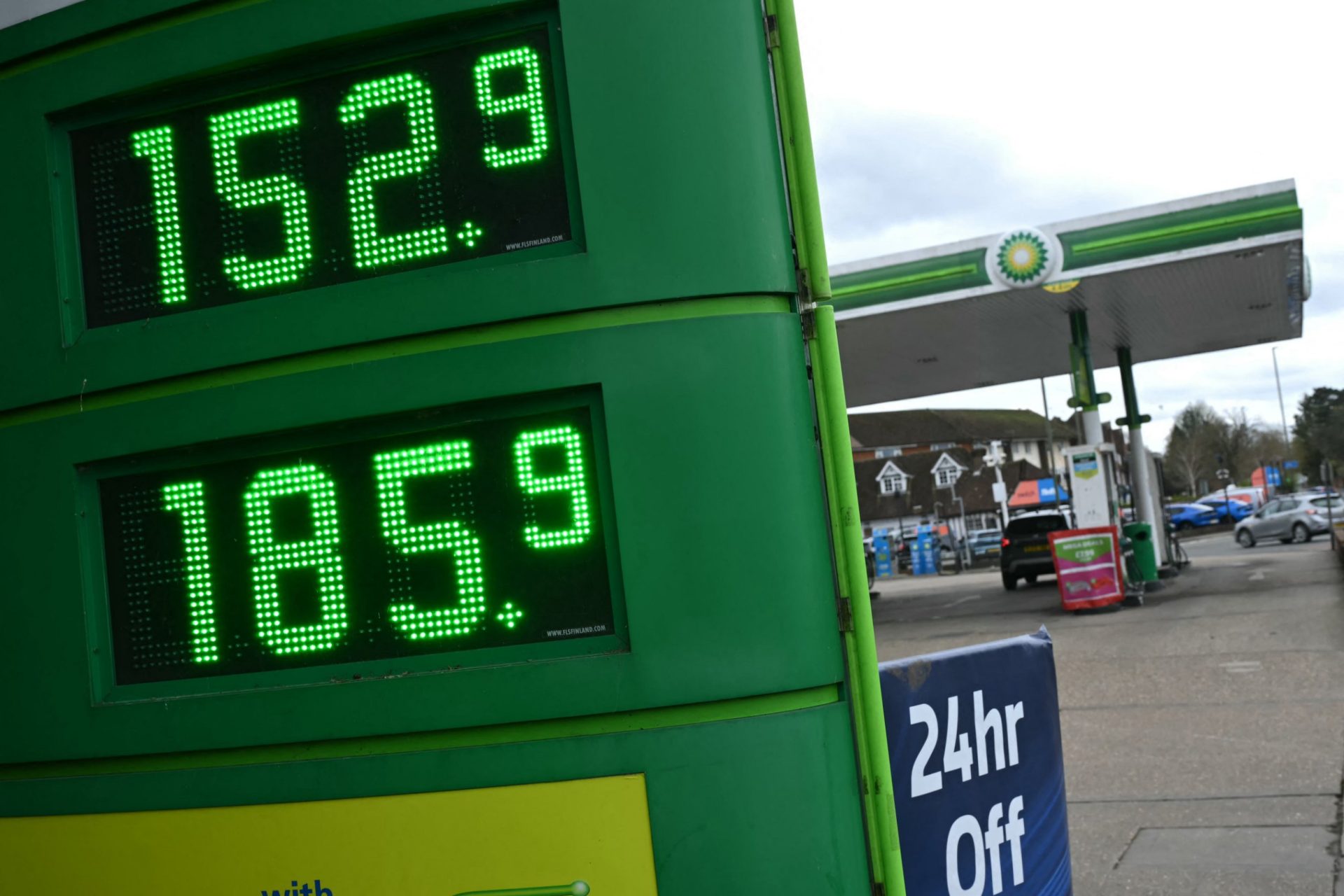 Drivers warned not to panic-buy amid fears of fuel shortages