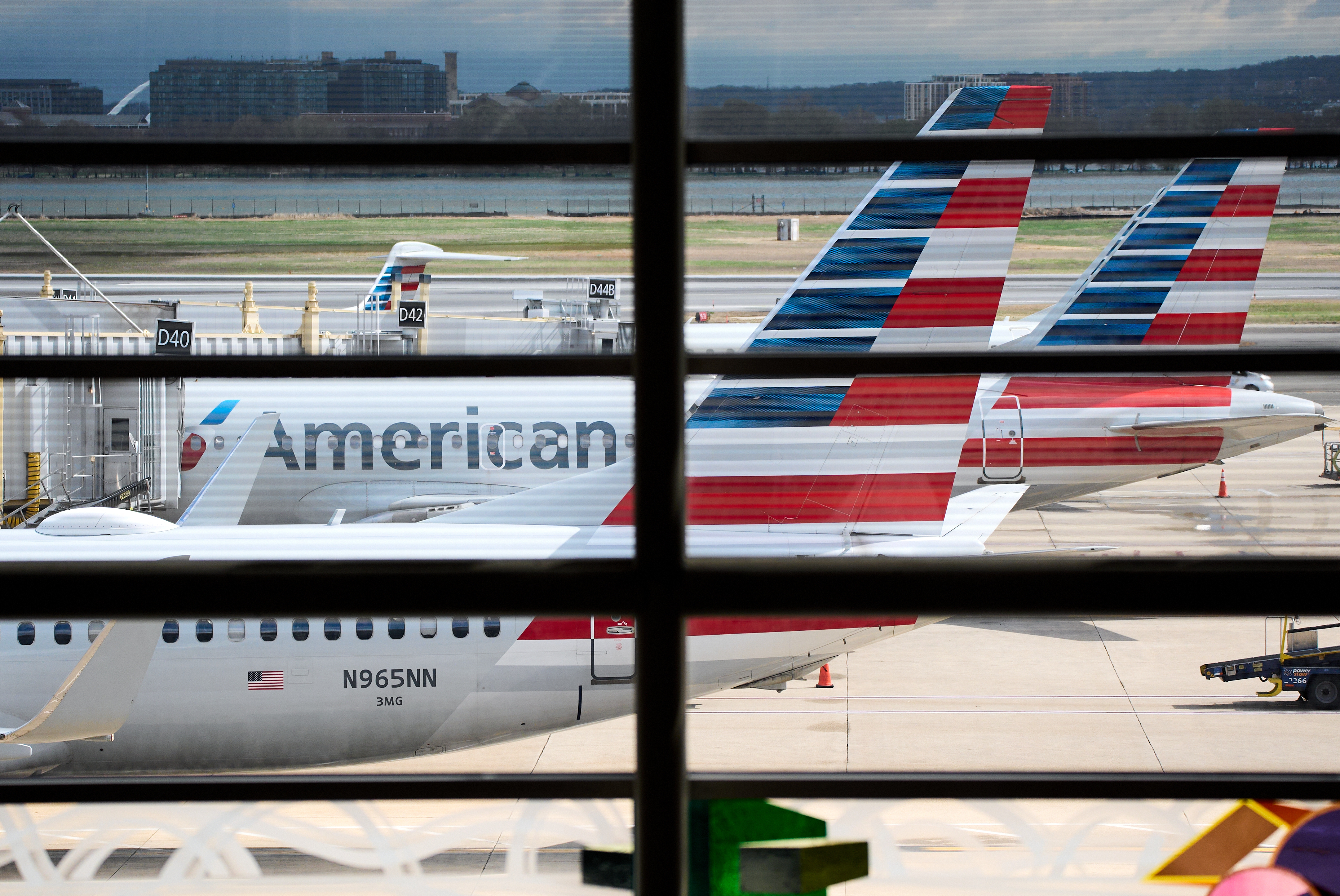 FBI on scene after American Airlines flight diverted to Detroit<br><br>