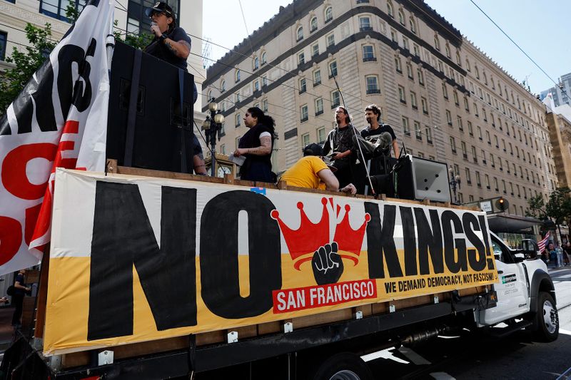 Millions mobilise for third round of anti-Trump No Kings protests ...