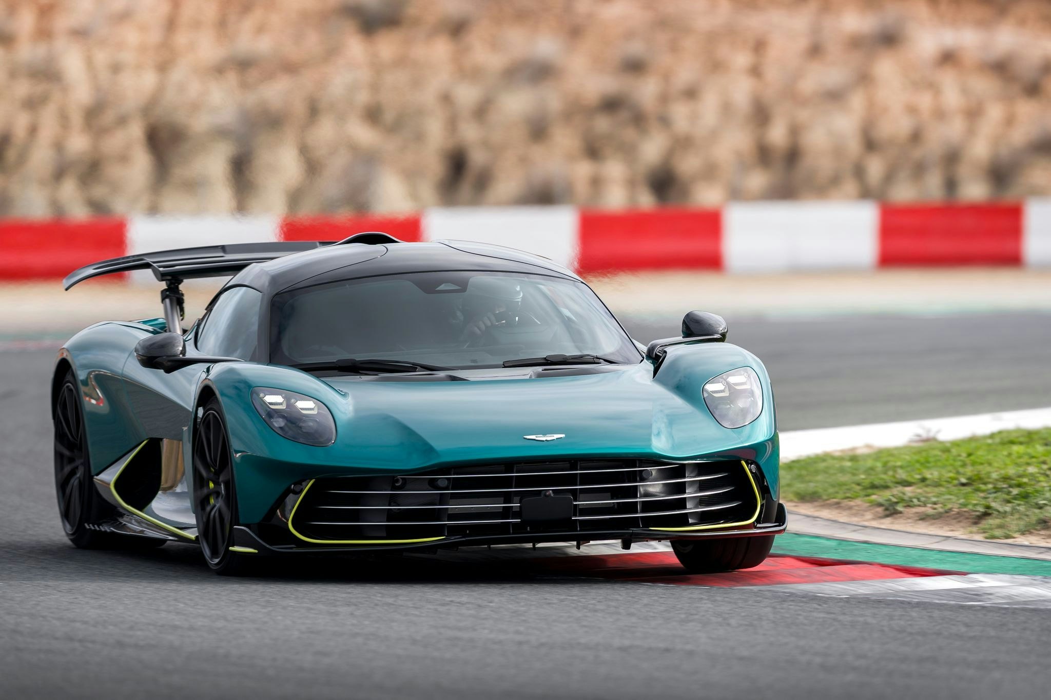 Was Kostet Ein Aston Martin