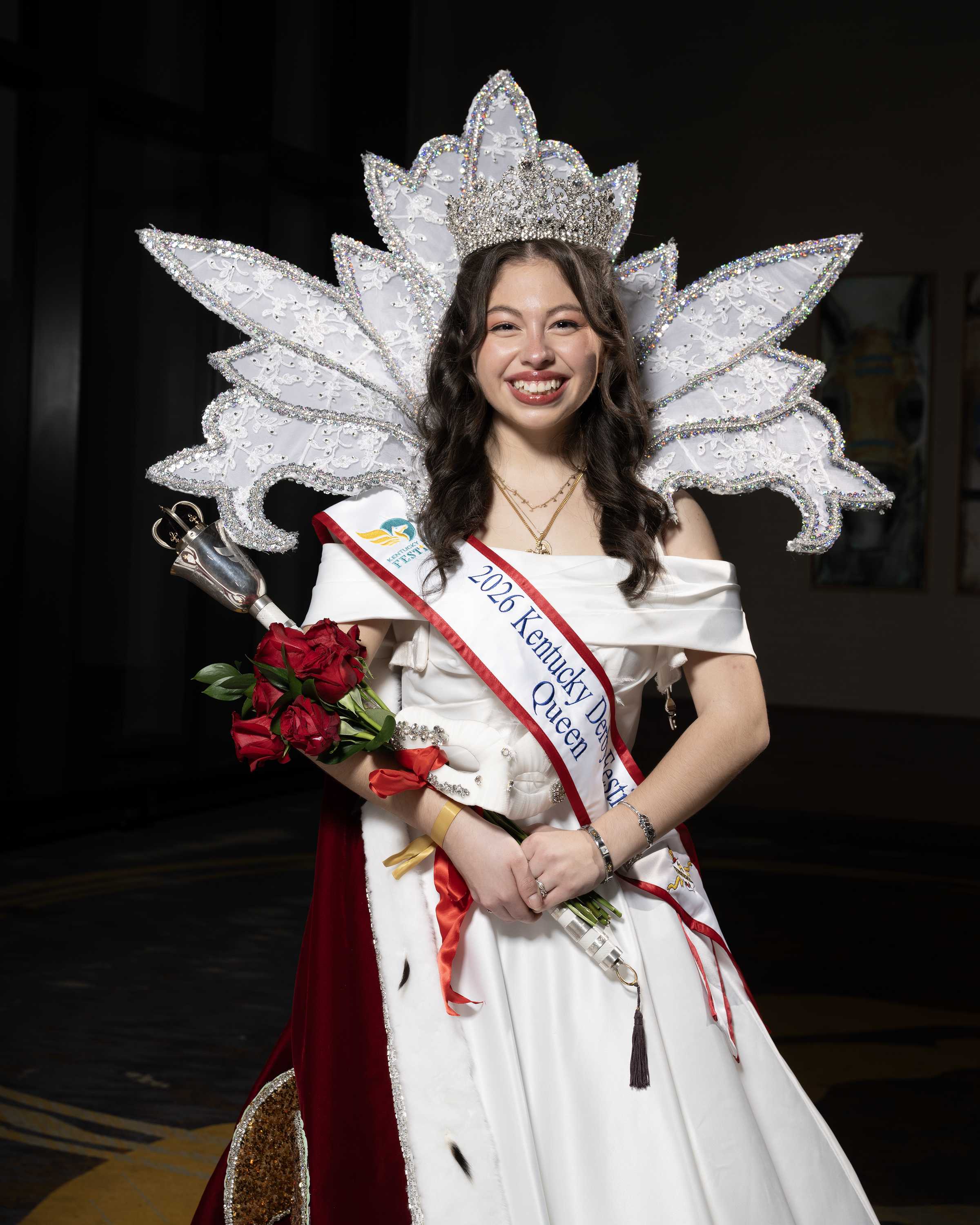 Kentucky Derby Festival queen crowned during 68th annual Fillies Derby Ball