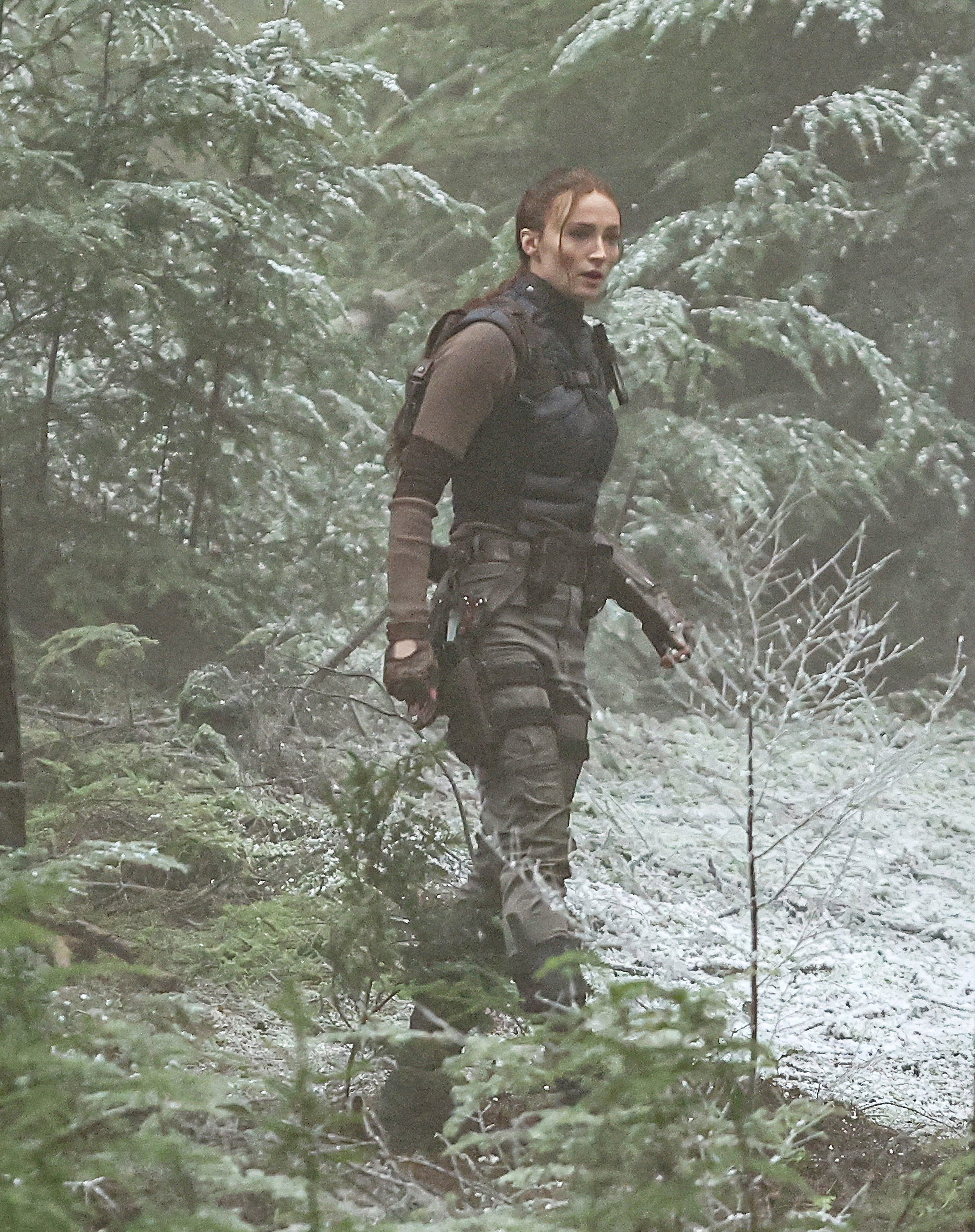 Sophie Turner s Lara Croft Reboot Shut Down Temporarily Due To Injury