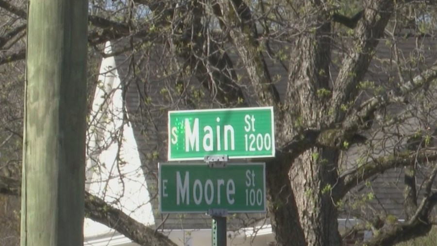 Woman killed, man seriously injured in overturn crash in Graham