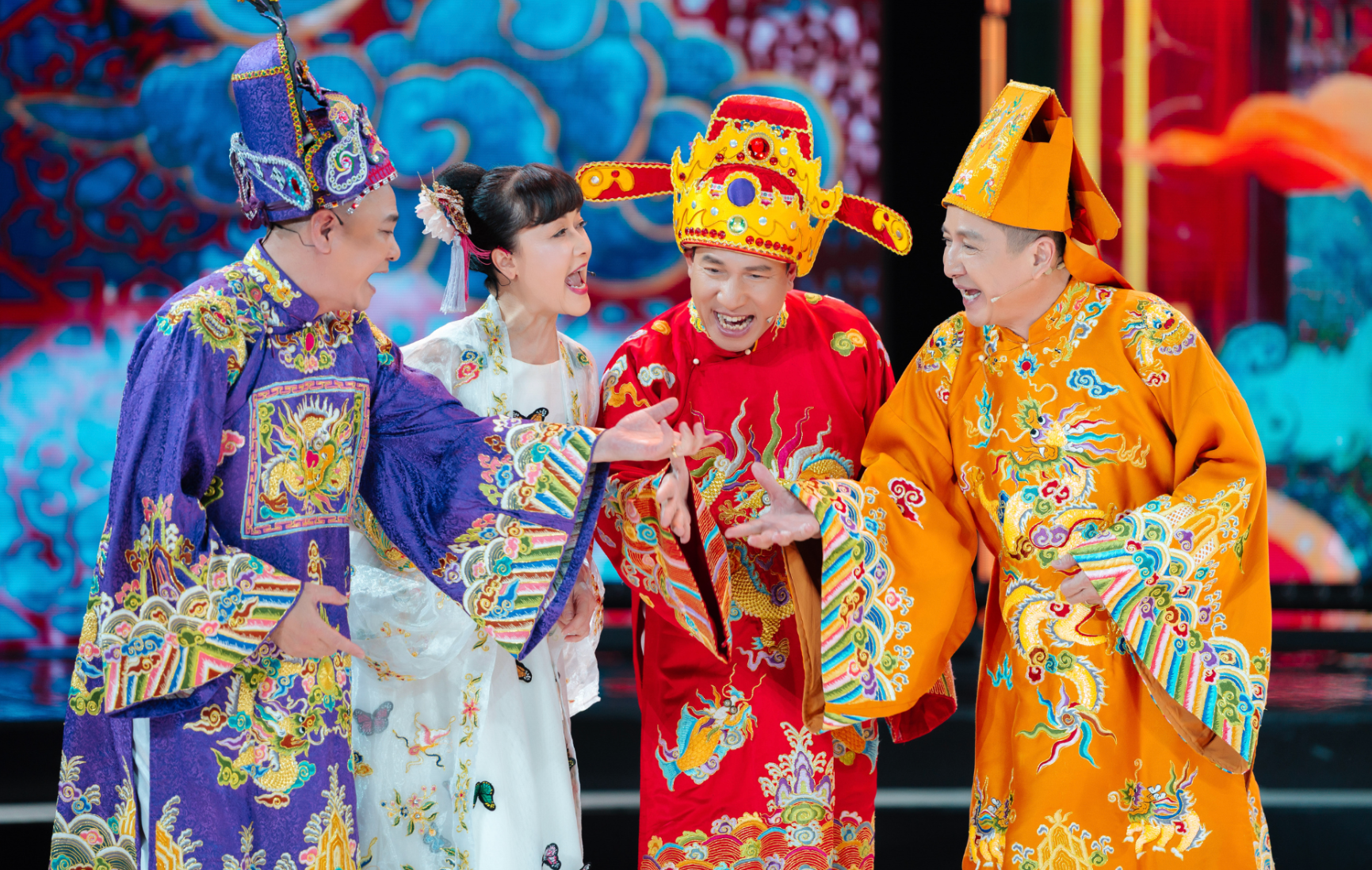 Táo quân 'trái mùa', khán giả nói 'nay mới 29 Tết'