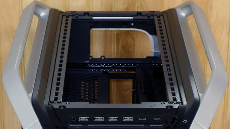 Cooler Master Cosmos Alpha