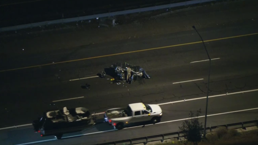 3-month-old infant identified as person killed during Riverside County rollover crash on 215 Freeway<br><br>