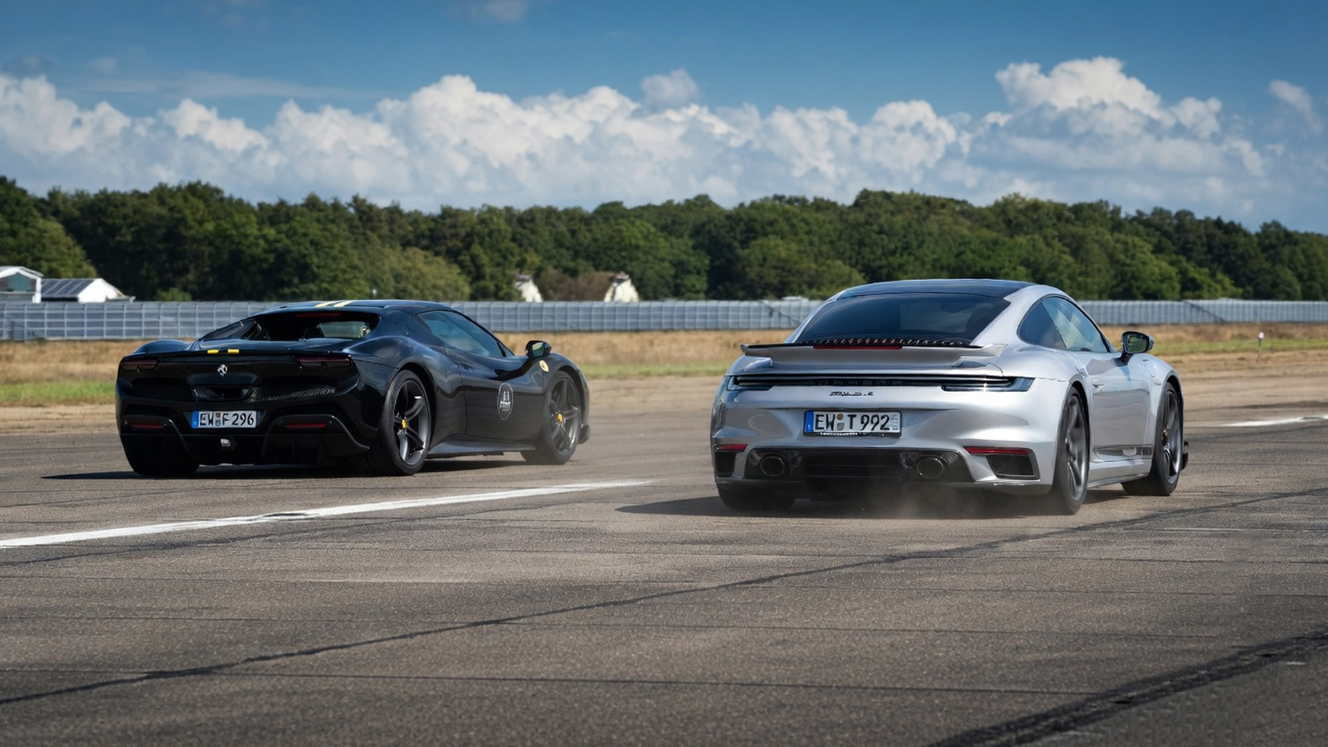 Ein Start entscheidet das Rennen: Ferrari gegen Porsche