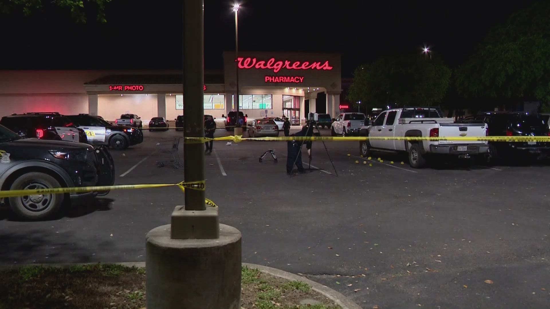 SAPD: 1 dead, 2 critically injured after shooting in south-side parking lot