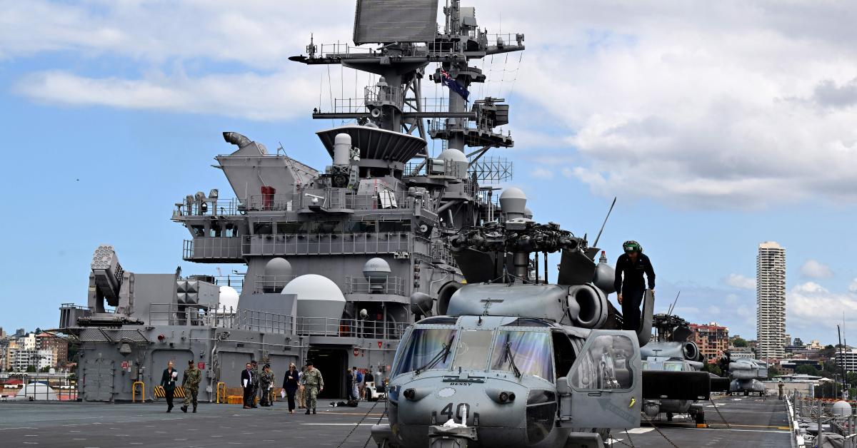 Iran warns US troops would be 'set on fire' if they invade