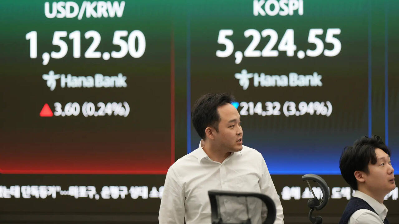 Global shares decline as oil prices surge amid Iran tensions
