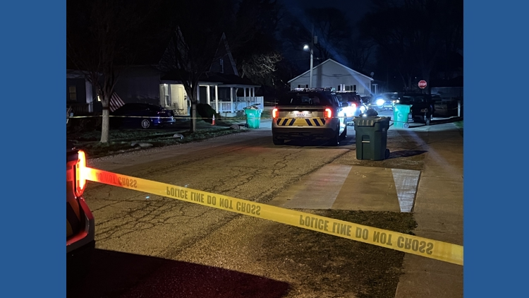 Northwood police searching for suspect after man dies in overnight shooting