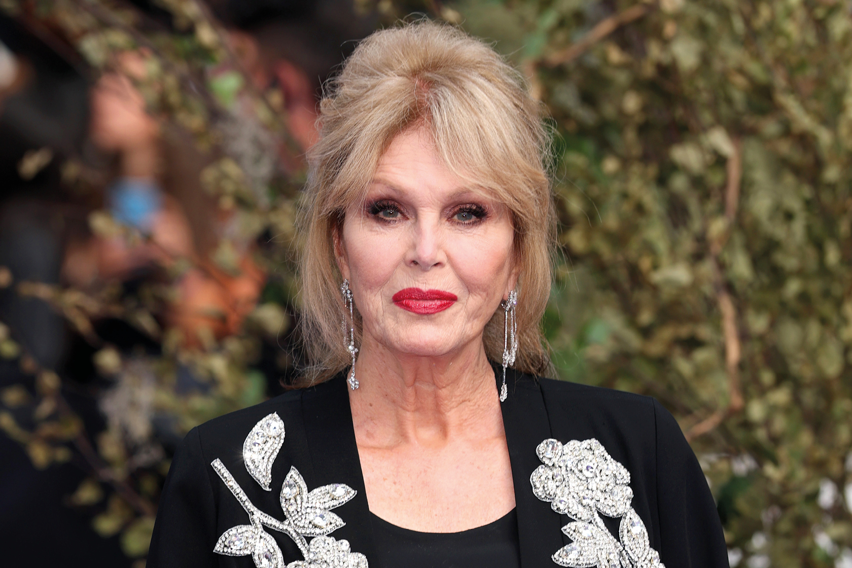 “If you found something you know and love, trust it”: Joanna Lumley ...