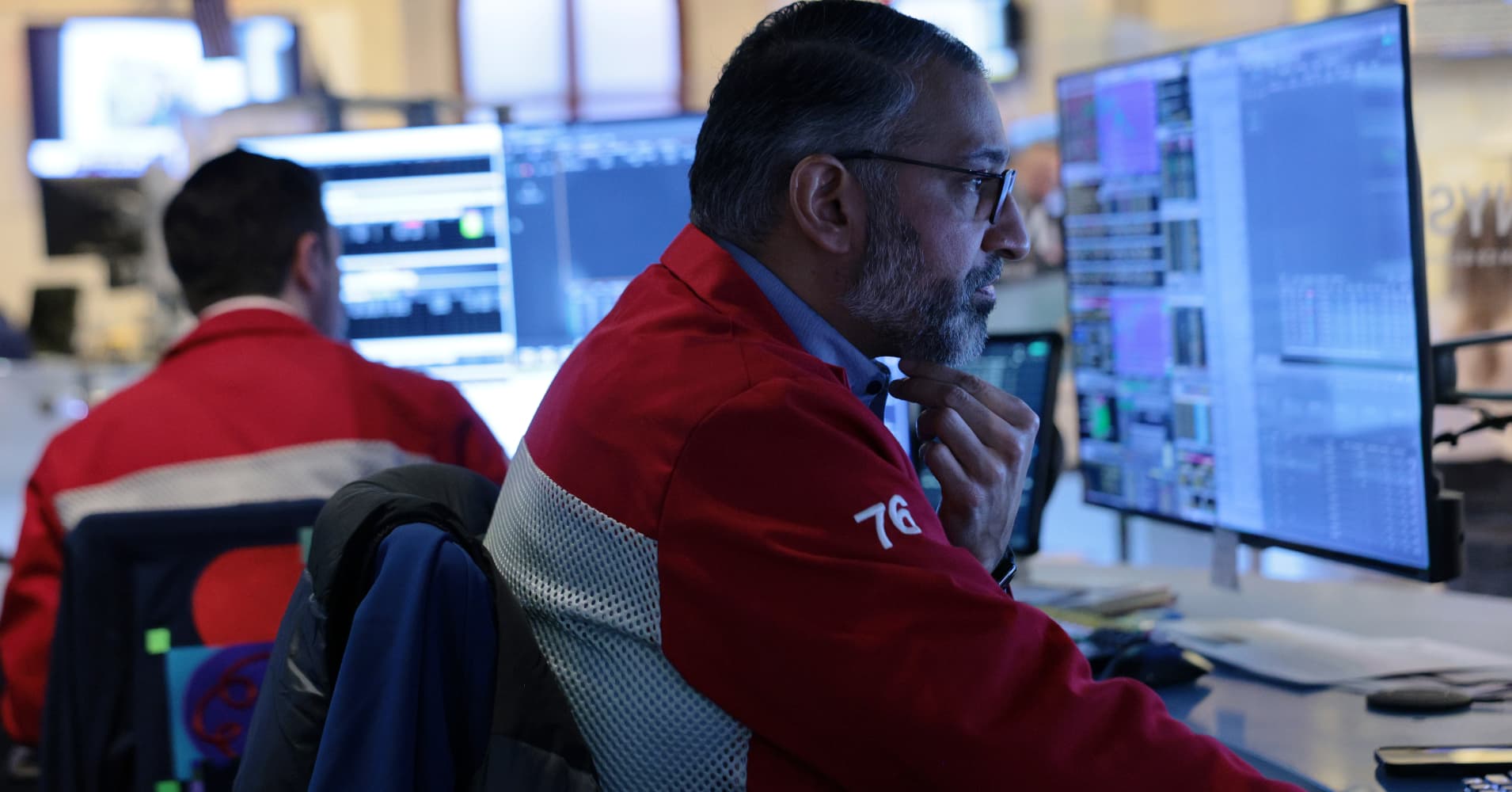 Treasury yields slide as traders pare bets on Fed rate cuts<br>