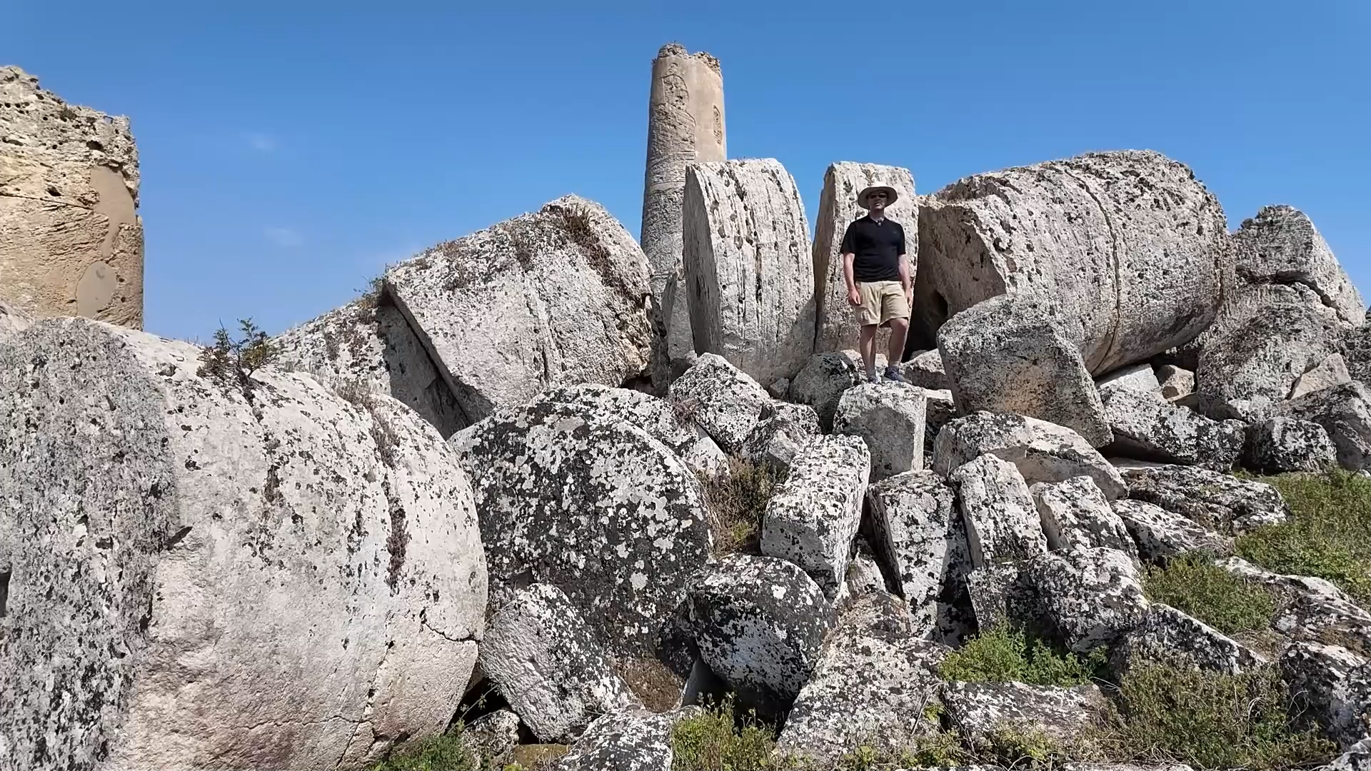 How the Greeks built their gigantic stone temples without modern technology